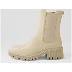 Quendo Almond Leather Ankle Boots