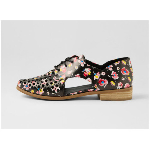 Quietly Black Floral Flat Shoes