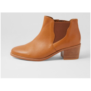 Roselle Xw Caramel Leather Chelsea Boots