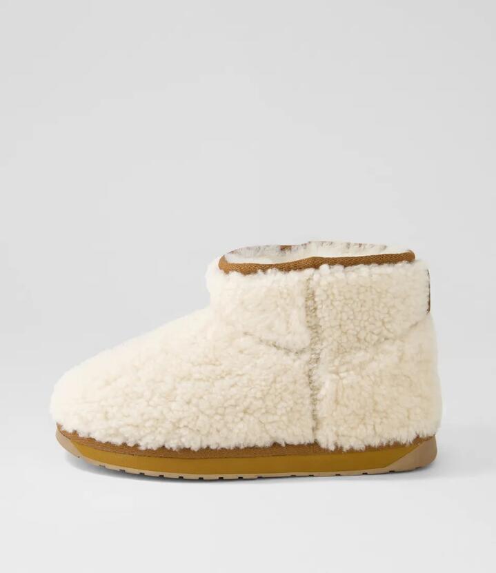 Stinger Micro Teddy Natural Sheepskin Ankle Boots