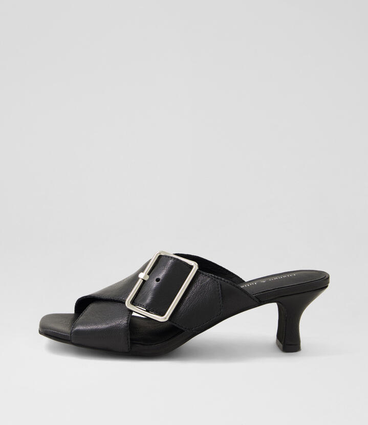 Ucalls Black Leather Sandals