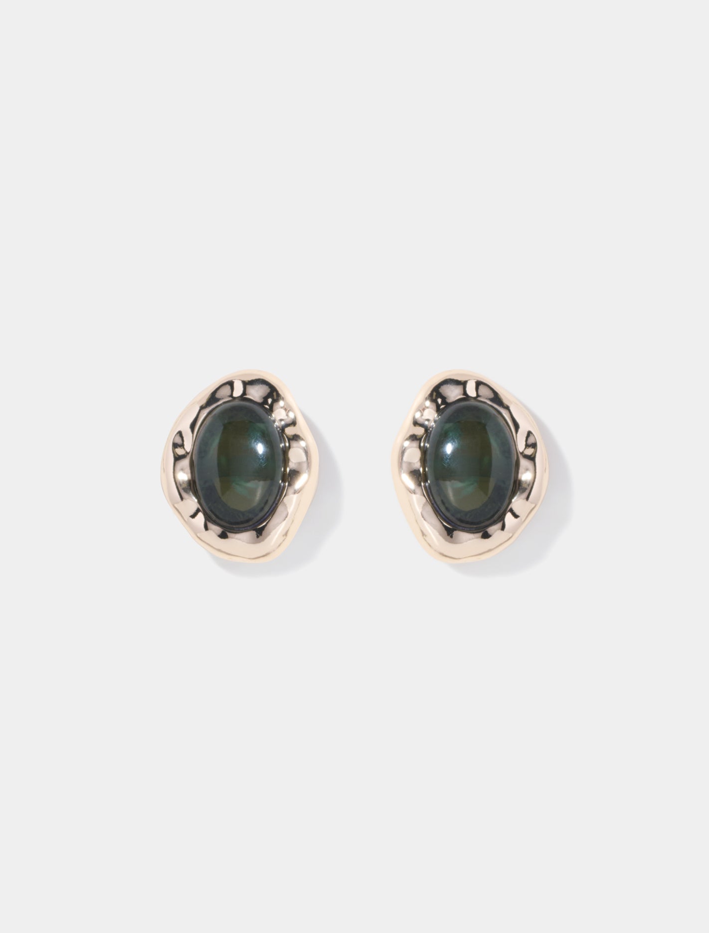 Forever New Women's Aubree Organic Stone Stud Earrings in Green/Gold