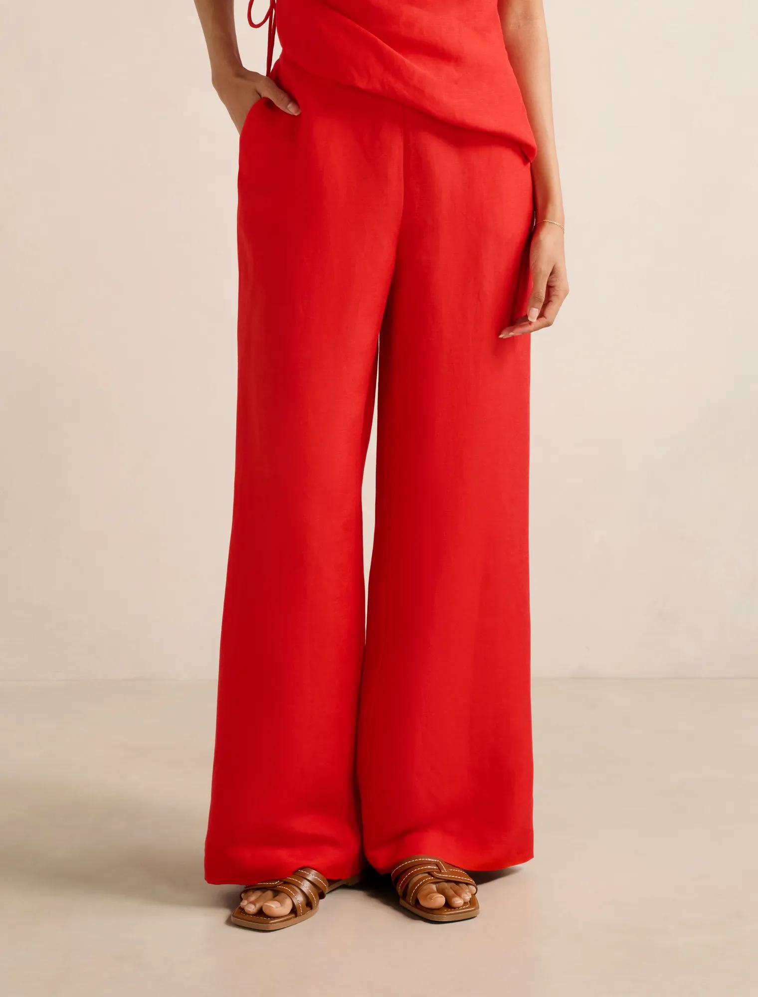 Forever New Women's Caitlin Petite Linen Wide Leg Pants in Runway Red Co-Ord