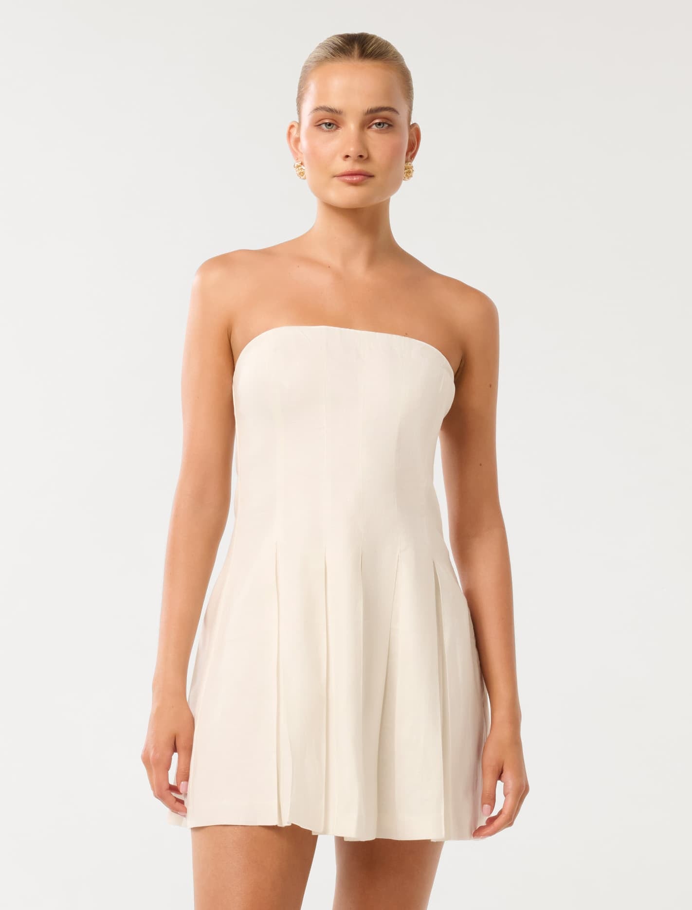 Forever New Women's Susie Strapless Pleated Linen Mini Dress in Porcelain
