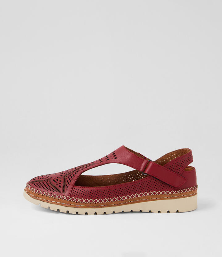 Maya Coral Leather Flat Shoes
