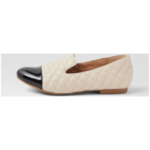 Curta Xf Black Milk Patent Leather Flat Shoes