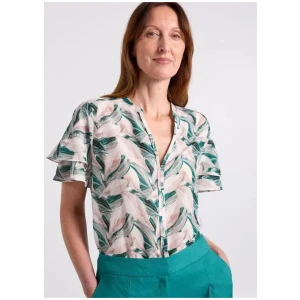 Cyrus Flutter Sleeve Blouse