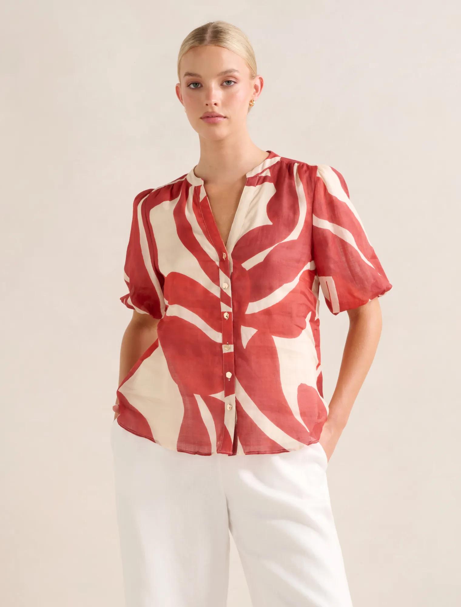 Forever New Women's Bianca Puff Sleeve Blouse in Nusa Leaf