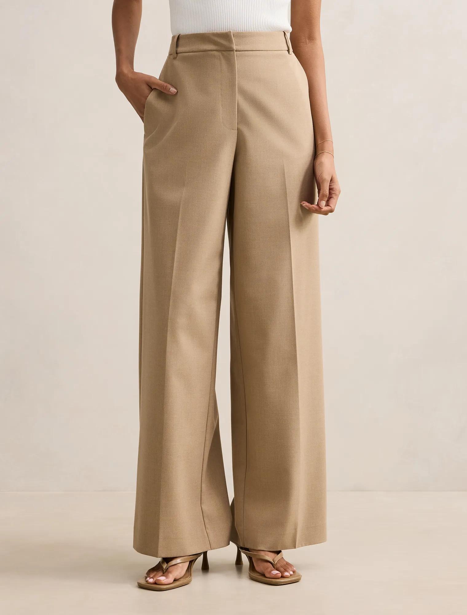 Forever New Women's Sophia Petite Wide Leg Pants in Milk Coffee
