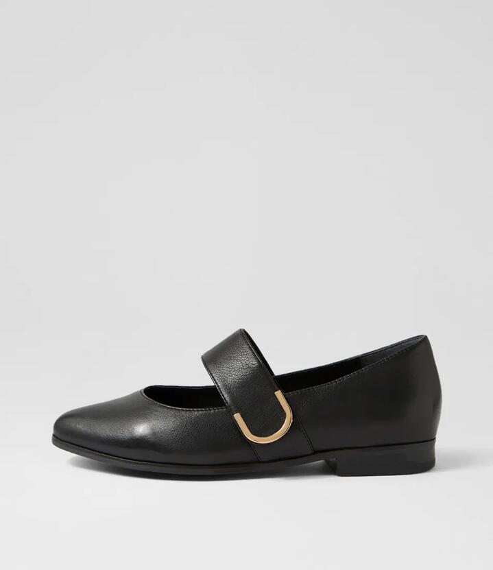 Okla Xf Black Leather Flat Shoes