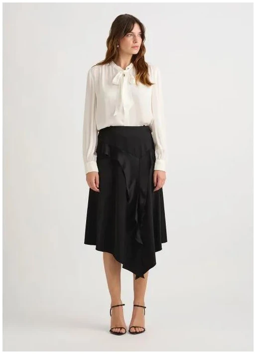 Salma Pussybow Blouse