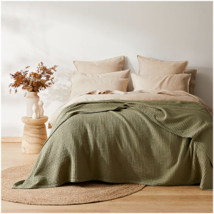 Sebastian Waffle Queen Blanket Olive Green