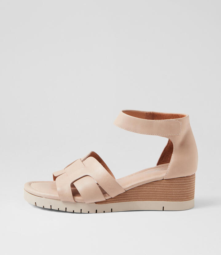 Veiles Latte Leather Sandals
