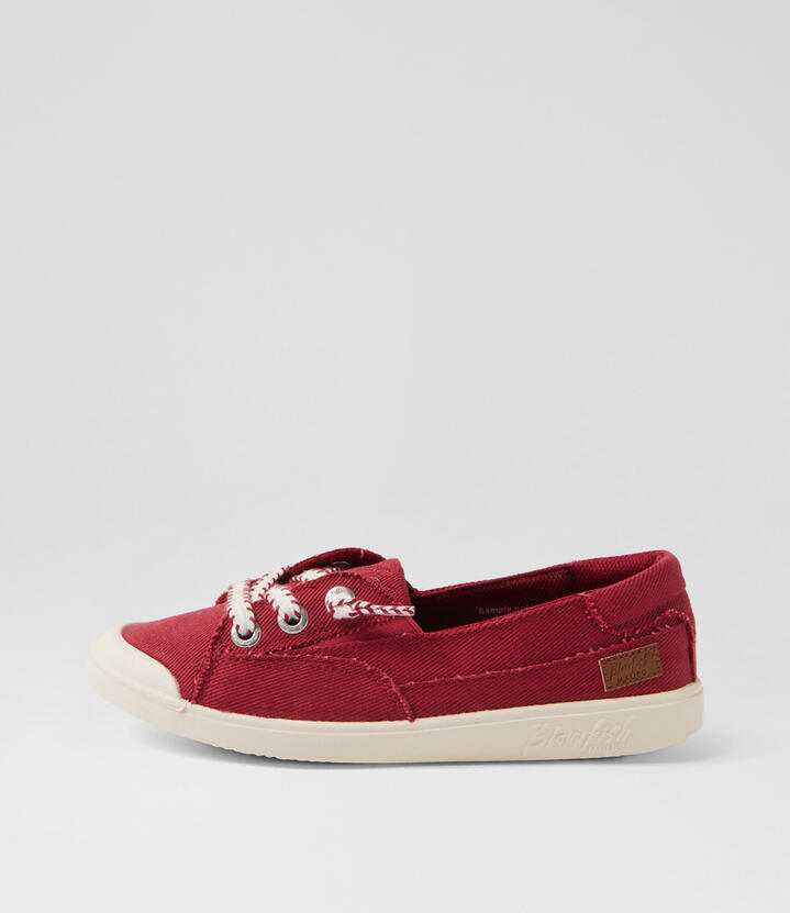 Vida Pompeian Red Eva Sneakers