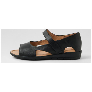 Fleure Black Leather Sandals