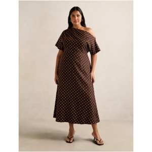 Forever New Women's Tracy Curve Plus Size Tipped Shoulder Midi Dress in Choc Kinsey Spot