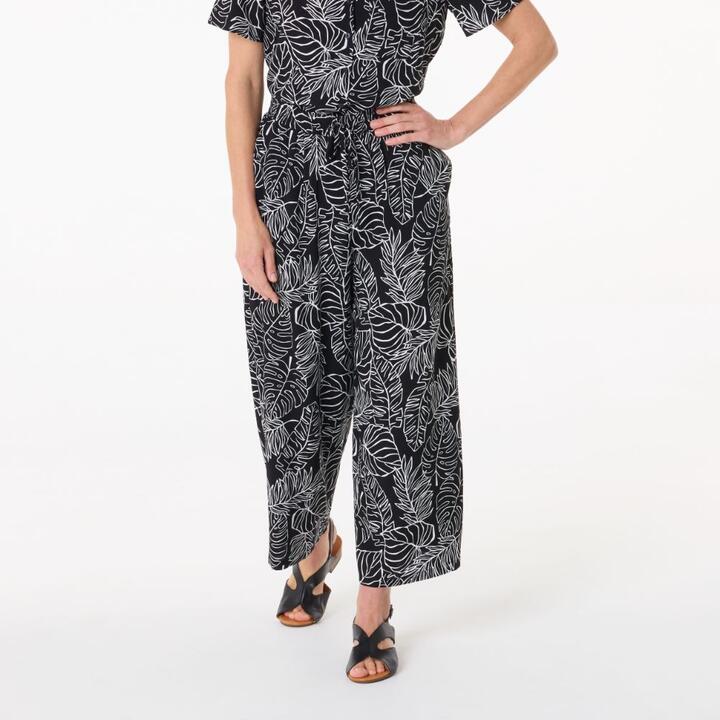 Khoko Collection Women's Botanical Print Wide Leg Cropped Resort Pants