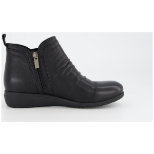 Natural Comfort Lara Women's Almond Toe Ruched Ankle Boot